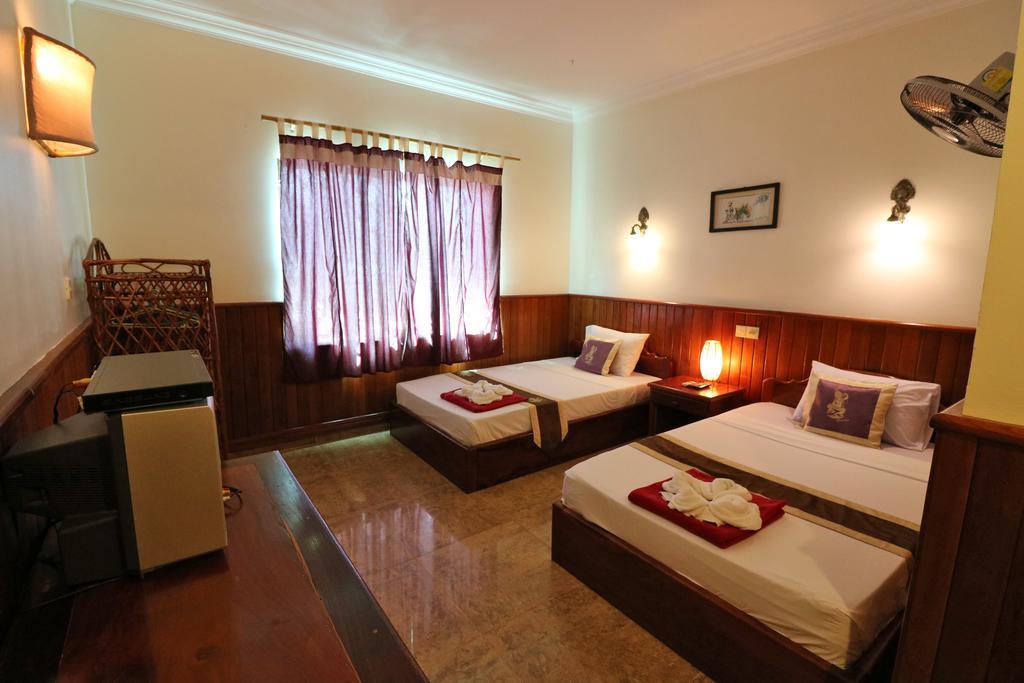 Firefly Guesthouse - The Berlin Angkor Siem Reap Extérieur photo