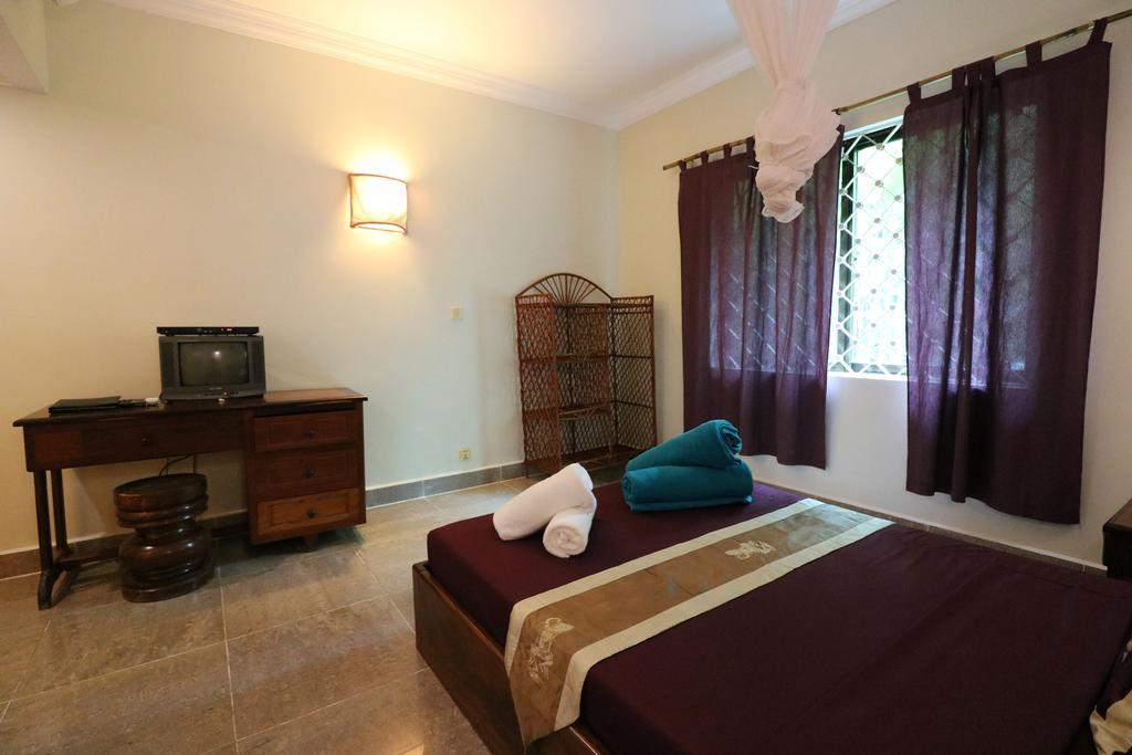 Firefly Guesthouse - The Berlin Angkor Siem Reap Extérieur photo