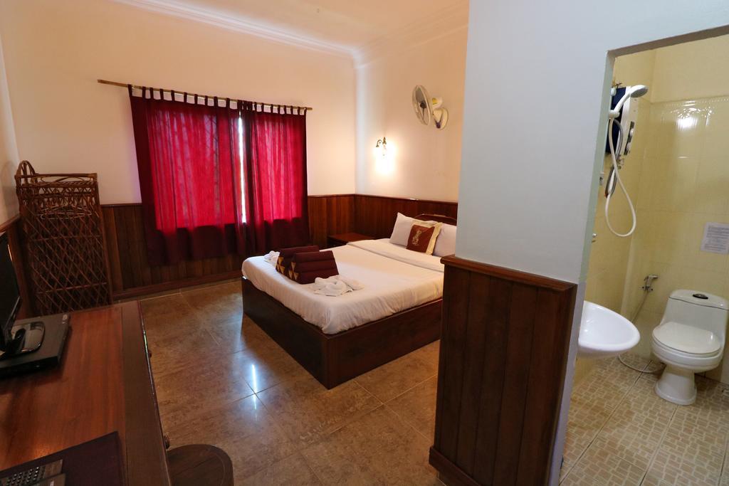 Firefly Guesthouse - The Berlin Angkor Siem Reap Extérieur photo