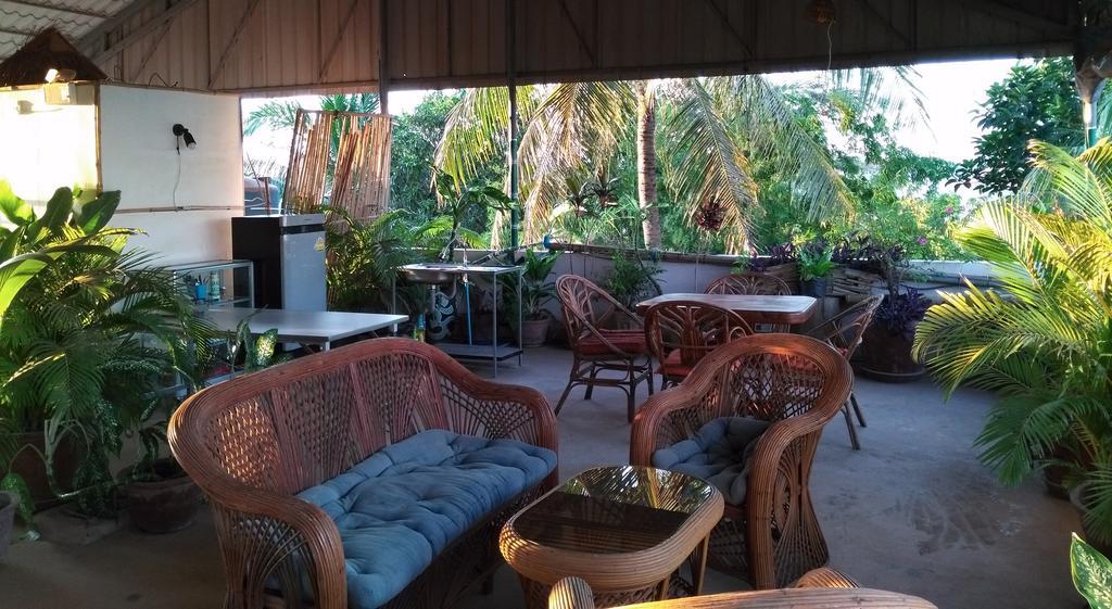 Firefly Guesthouse - The Berlin Angkor Siem Reap Extérieur photo