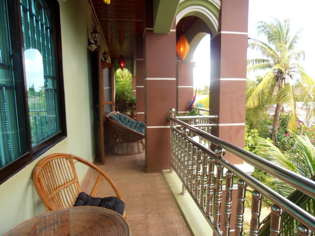 Firefly Guesthouse - The Berlin Angkor Siem Reap Extérieur photo