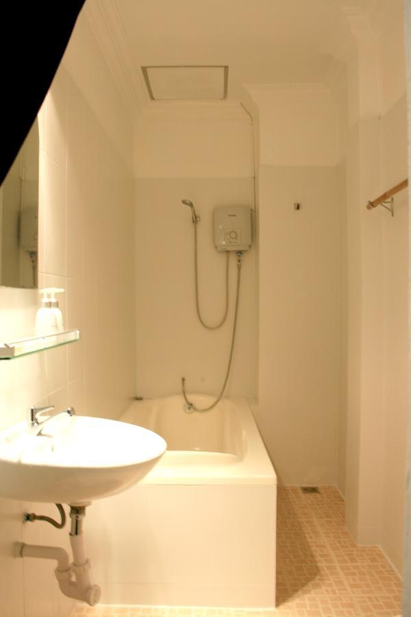 Firefly Guesthouse - The Berlin Angkor Siem Reap Extérieur photo
