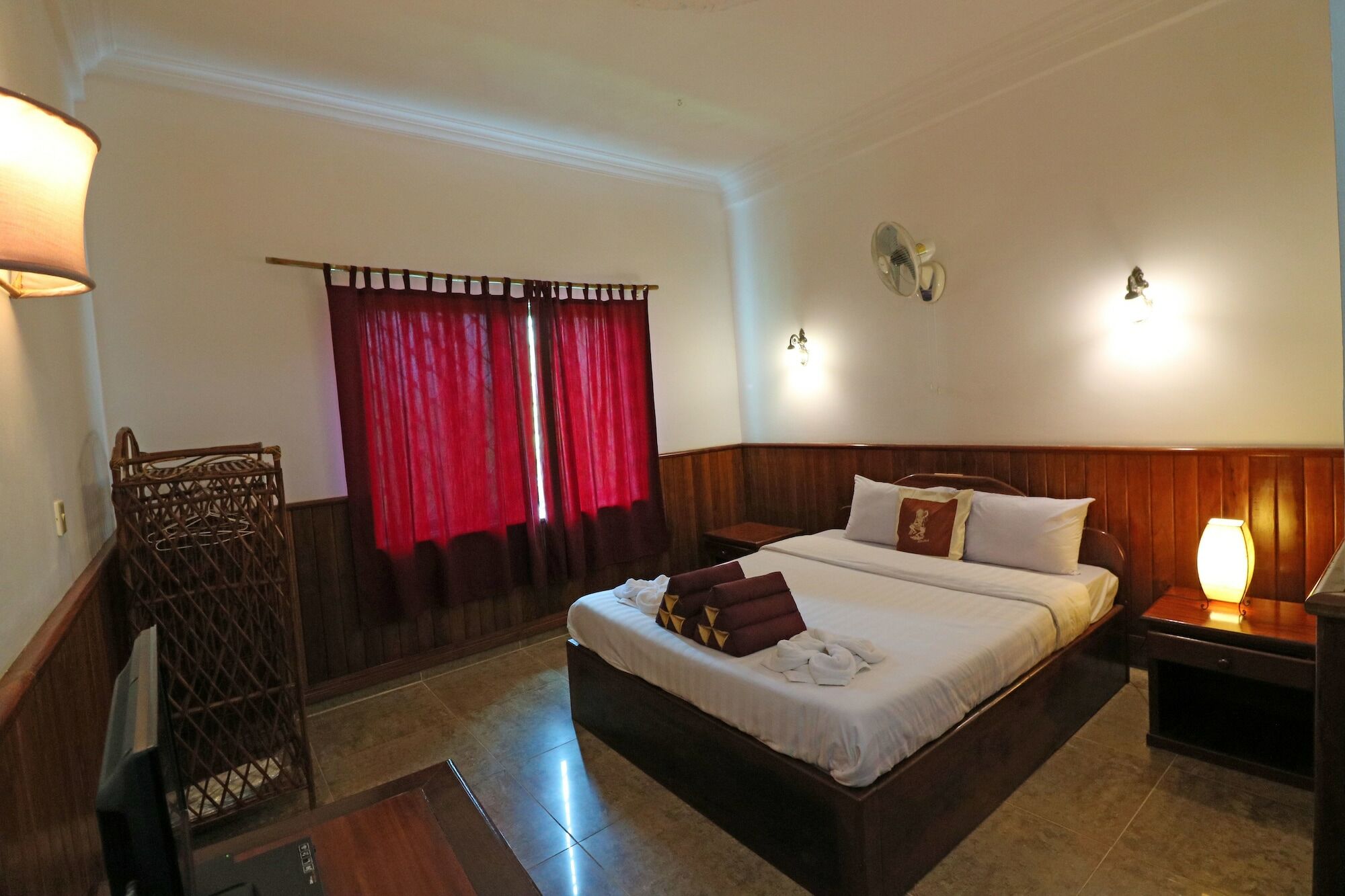 Firefly Guesthouse - The Berlin Angkor Siem Reap Extérieur photo